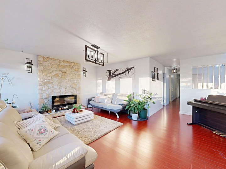 Photo 14 at 7882 Windsor Street, South Vancouver, Vancouver East