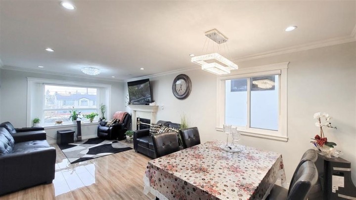 Photo 2 at 7480 Main Street, South Vancouver, Vancouver East