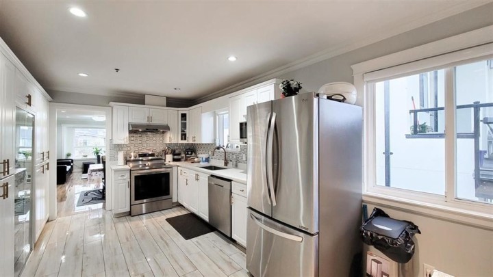 Photo 7 at 7480 Main Street, South Vancouver, Vancouver East