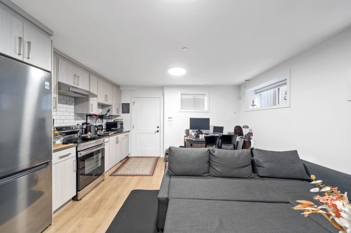 Photo 24 at 1 - 2749 E 54th Avenue, Killarney VE, Vancouver East