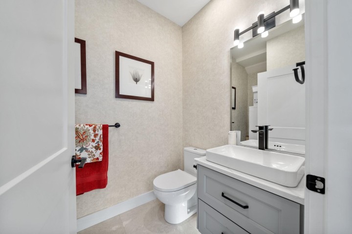 Photo 10 at 1 - 2749 E 54th Avenue, Killarney VE, Vancouver East