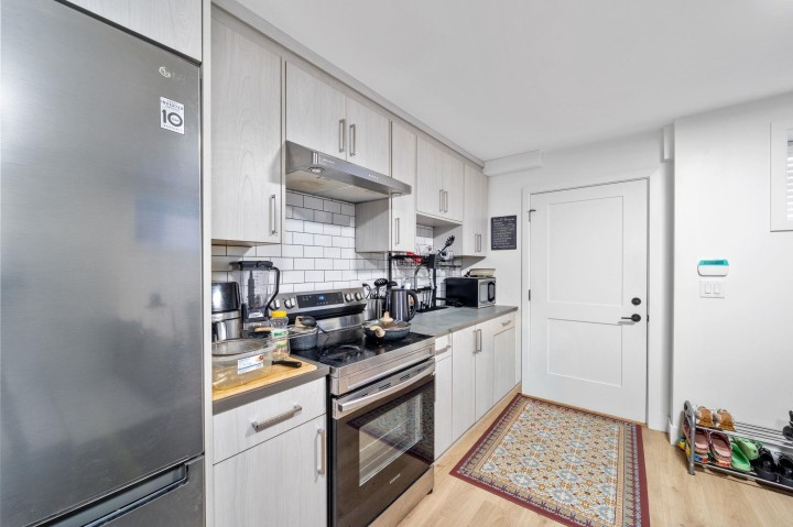 Photo 25 at 1 - 2749 E 54th Avenue, Killarney VE, Vancouver East