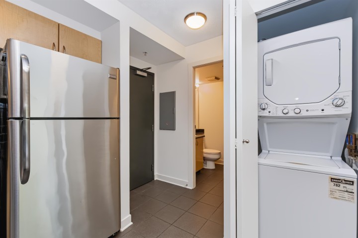 Photo 4 at 202 - 1688 Robson Street, West End VW, Vancouver West