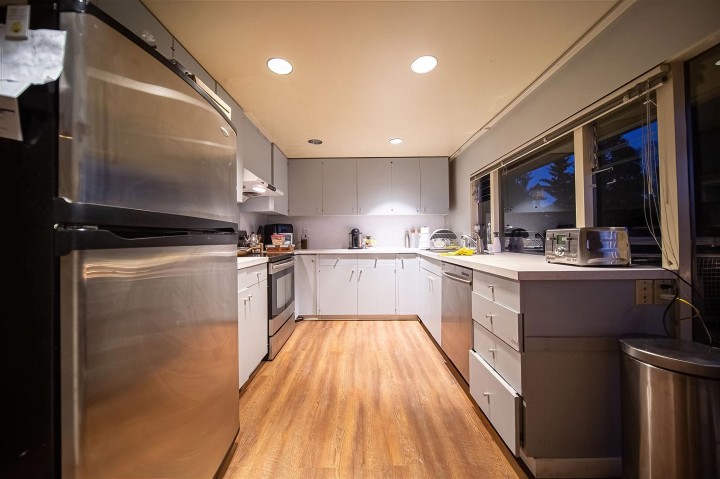 Photo 9 at 1144 Ottaburn Road, British Properties, West Vancouver
