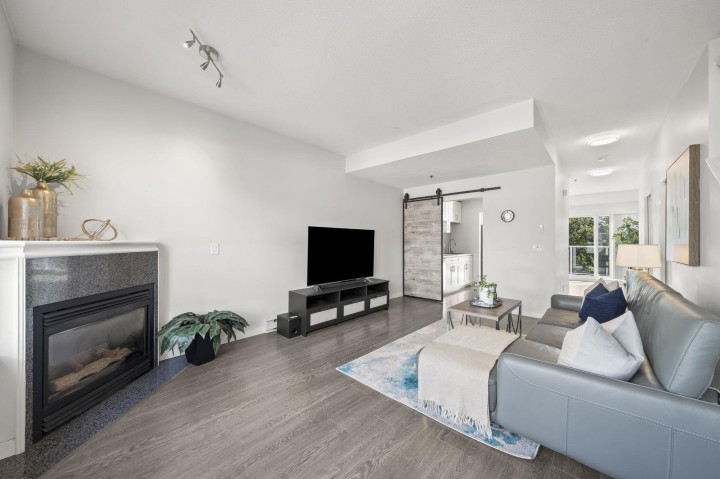 Photo 5 at 38 - 2723 E Kent Avenue North, South Marine, Vancouver East