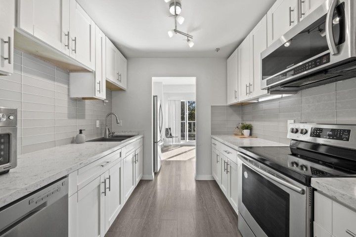 Photo 8 at 38 - 2723 E Kent Avenue North, South Marine, Vancouver East