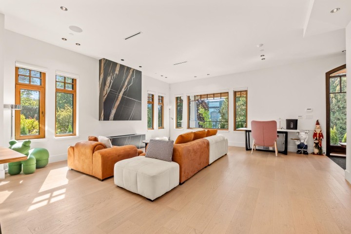Photo 4 at 2051 W King Edward Avenue, Shaughnessy, Vancouver West