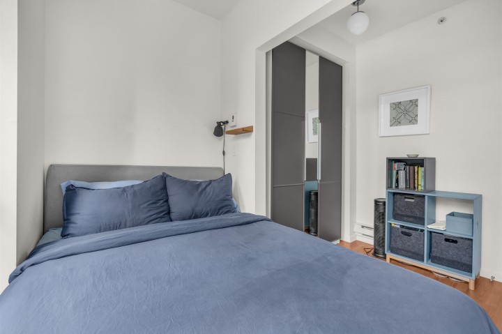 Photo 14 at 307 - 928 W Richards Street, Yaletown, Vancouver West