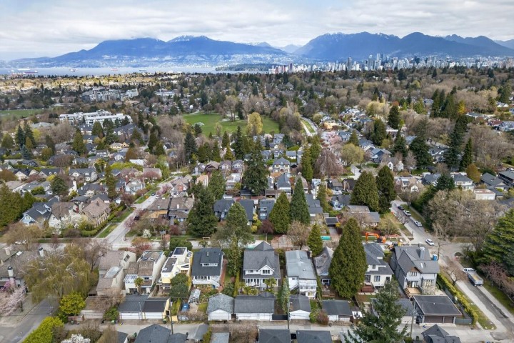 Photo 23 at 1850 W 36th Avenue, Quilchena, Vancouver West