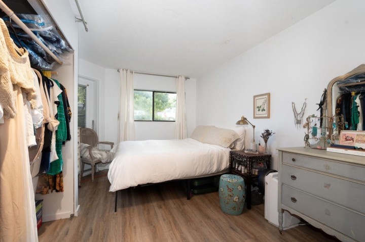 Photo 12 at 105 - 2222 Prince Edward Street, Mount Pleasant VE, Vancouver East