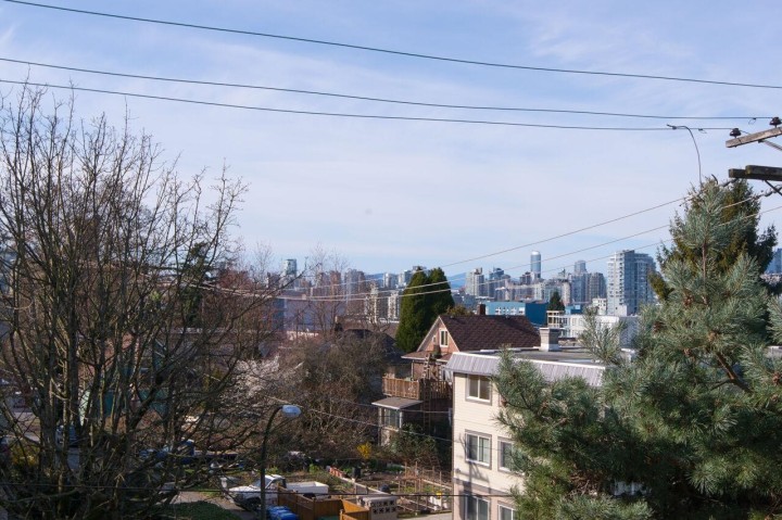 Photo 22 at 105 - 2222 Prince Edward Street, Mount Pleasant VE, Vancouver East
