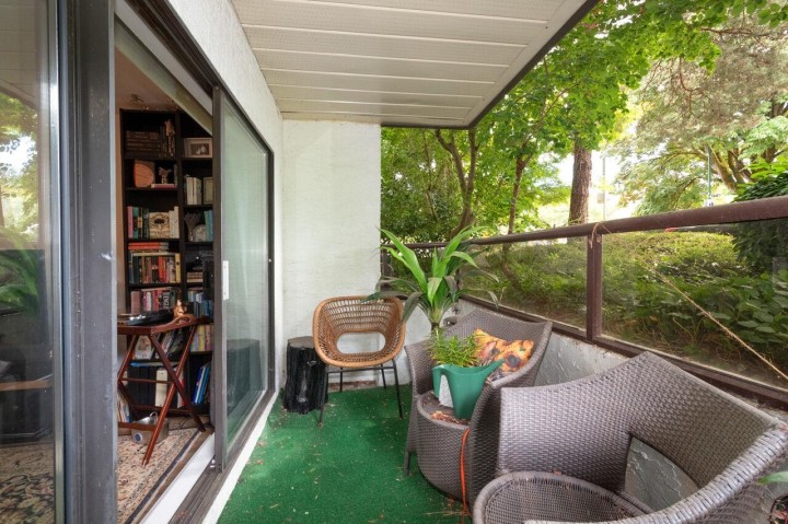 Photo 18 at 105 - 2222 Prince Edward Street, Mount Pleasant VE, Vancouver East