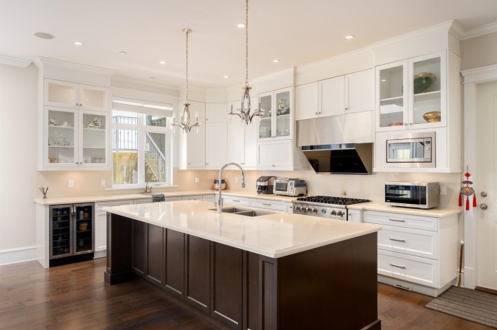 Photo 9 at 1479 Mathers Avenue, Ambleside, West Vancouver