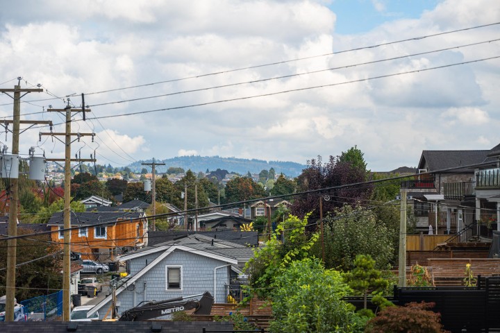 Photo 35 at 960 Renfrew Street, Renfrew VE, Vancouver East