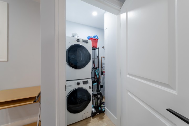 Photo 25 at 960 Renfrew Street, Renfrew VE, Vancouver East