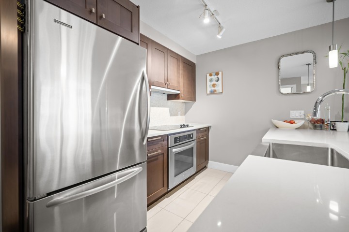 Photo 14 at 708 - 888 Homer Street, Downtown VW, Vancouver West