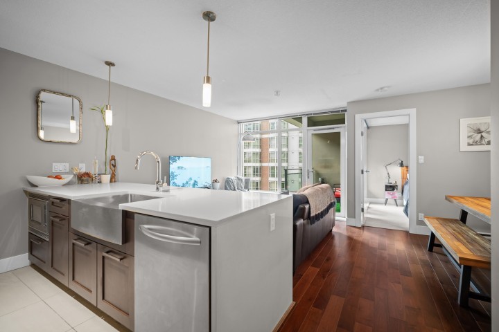 Photo 11 at 708 - 888 Homer Street, Downtown VW, Vancouver West