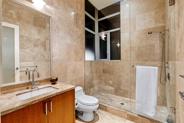 Photo 22 at 402 - 2245 Twin Creek Place, Whitby Estates, West Vancouver