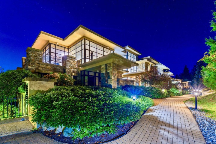 Photo 29 at 402 - 2245 Twin Creek Place, Whitby Estates, West Vancouver