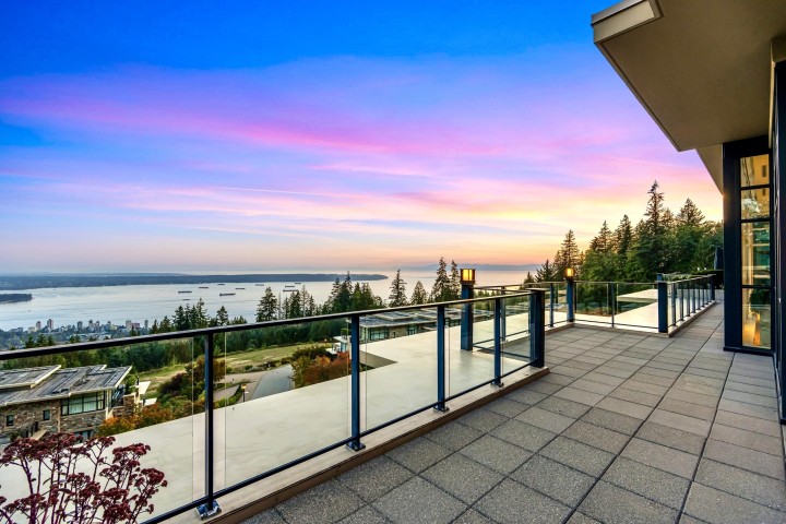 Photo 8 at 402 - 2245 Twin Creek Place, Whitby Estates, West Vancouver