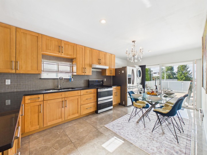 Photo 6 at 4605 Rupert Street, Collingwood VE, Vancouver East