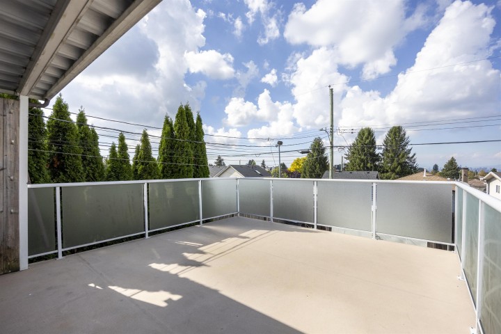 Photo 19 at 4605 Rupert Street, Collingwood VE, Vancouver East