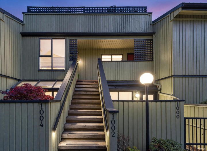 Photo 39 at 1002 Ironwork Passage, False Creek, Vancouver West
