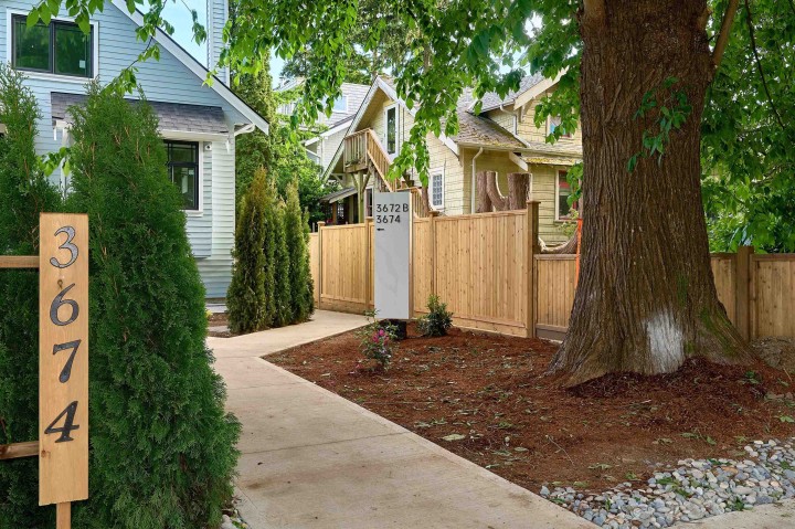 Photo 2 at 3674 W 1st Avenue, Kitsilano, Vancouver West