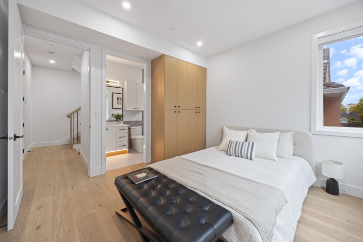 Photo 20 at 2 - 2070 E 26th Avenue, Victoria VE, Vancouver East
