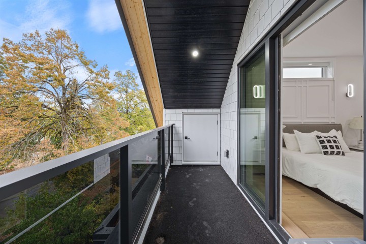 Photo 25 at 2 - 2070 E 26th Avenue, Victoria VE, Vancouver East