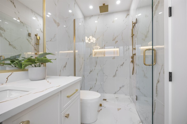 Photo 18 at 1 - 2070 E 26th Avenue, Victoria VE, Vancouver East