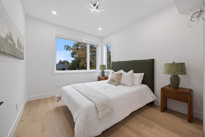 Photo 15 at 1 - 2070 E 26th Avenue, Victoria VE, Vancouver East