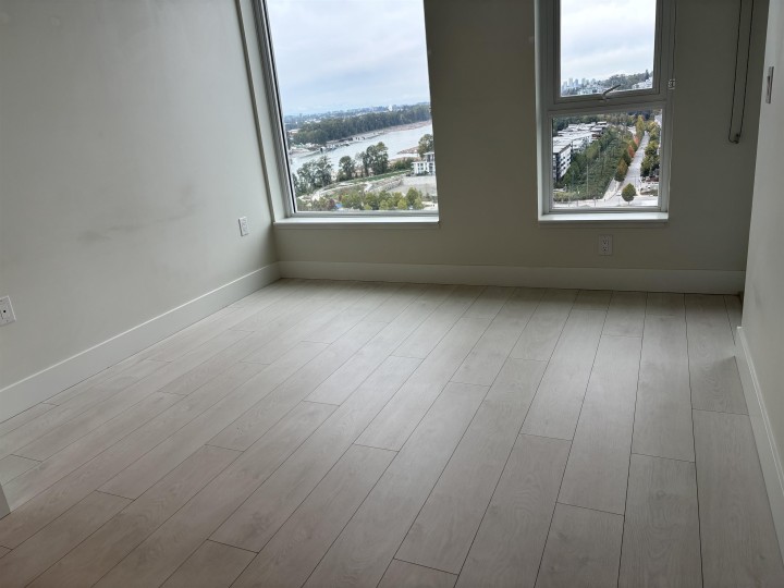 Photo 5 at 1804 - 3438 Sawmill Crescent, South Marine, Vancouver East