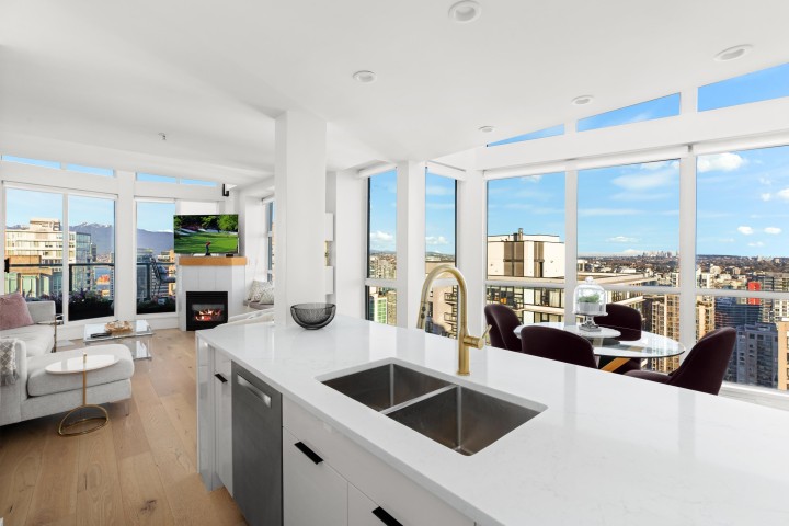 Photo 10 at 3602 - 939 Homer Street, Yaletown, Vancouver West