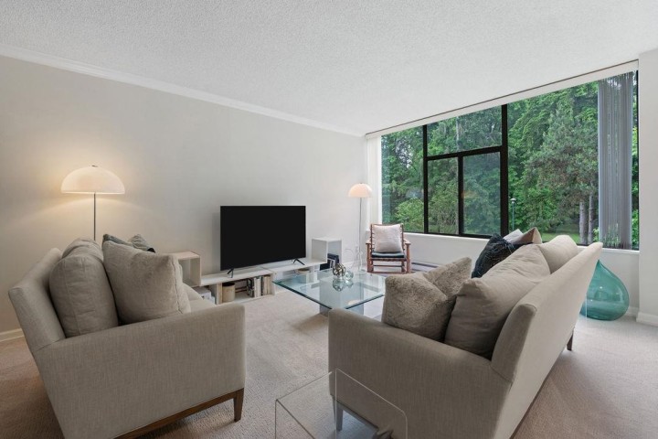 Photo 13 at 305 - 4101 Yew Street, Quilchena, Vancouver West