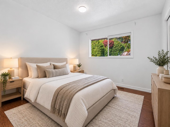 Photo 5 at 4380 Woodcrest Road, Cypress Park Estates, West Vancouver