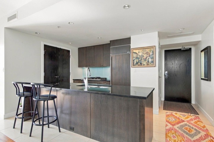 Photo 9 at 1004 - 1455 Howe Street, Yaletown, Vancouver West