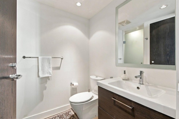 Photo 21 at 1004 - 1455 Howe Street, Yaletown, Vancouver West