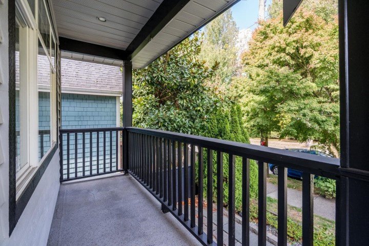 Photo 5 at 1546 E 2nd Avenue, Grandview Woodland, Vancouver East