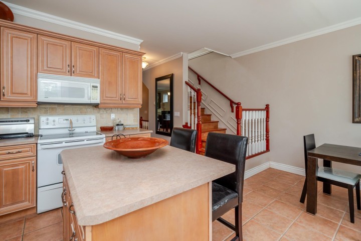 Photo 18 at 1546 E 2nd Avenue, Grandview Woodland, Vancouver East