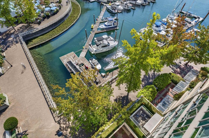 Photo 22 at 804 - 1600 Hornby Street, Yaletown, Vancouver West