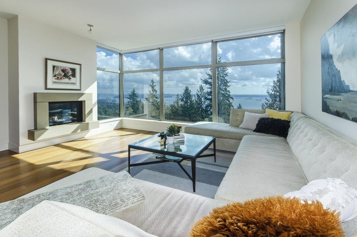 Photo 2 at 801 - 3335 Cypress Place, Cypress Park Estates, West Vancouver