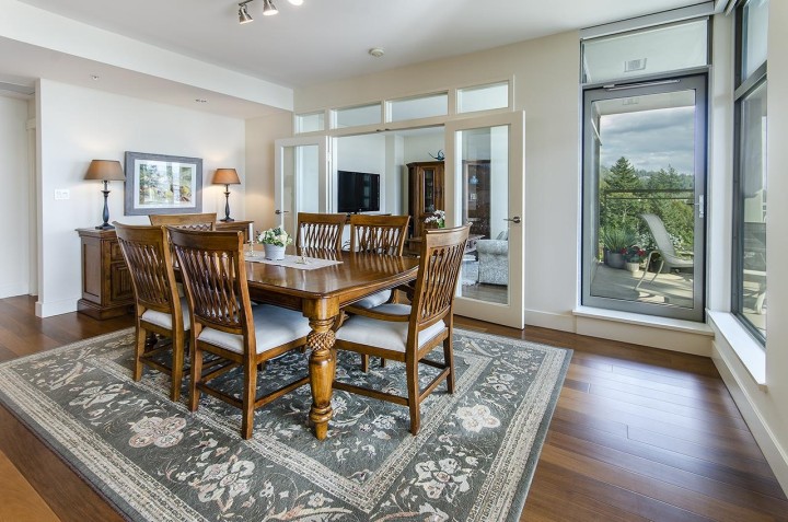 Photo 9 at 801 - 3335 Cypress Place, Cypress Park Estates, West Vancouver