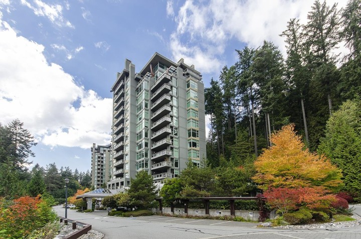 Photo 35 at 801 - 3335 Cypress Place, Cypress Park Estates, West Vancouver
