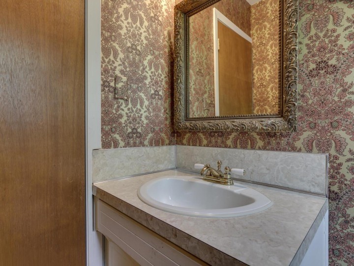 Photo 17 at 3904 Westridge Avenue, Bayridge, West Vancouver