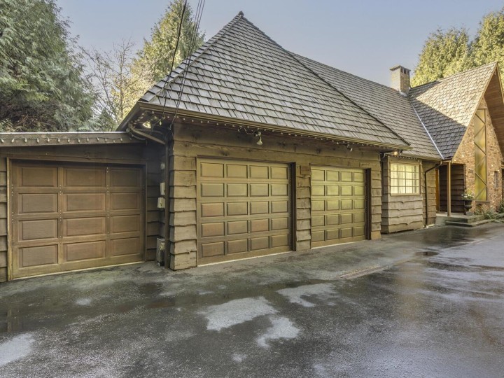 Photo 3 at 3904 Westridge Avenue, Bayridge, West Vancouver