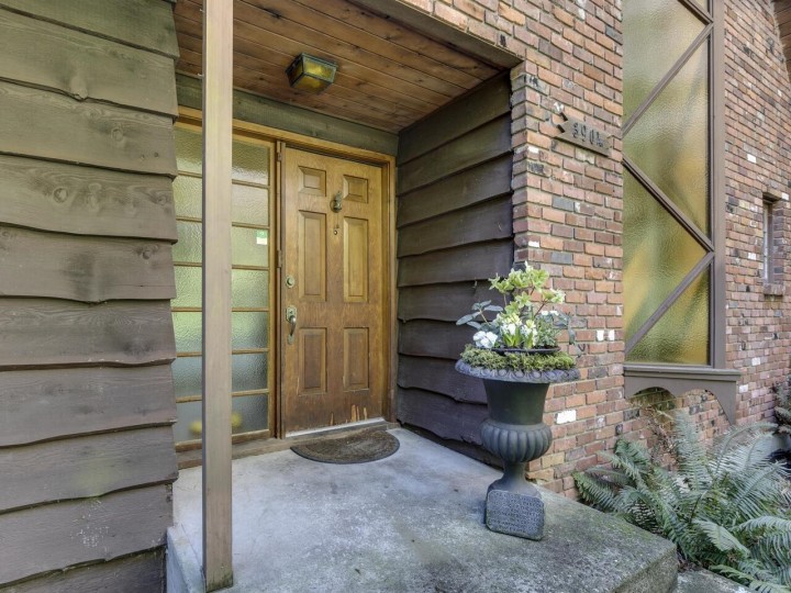 Photo 5 at 3904 Westridge Avenue, Bayridge, West Vancouver