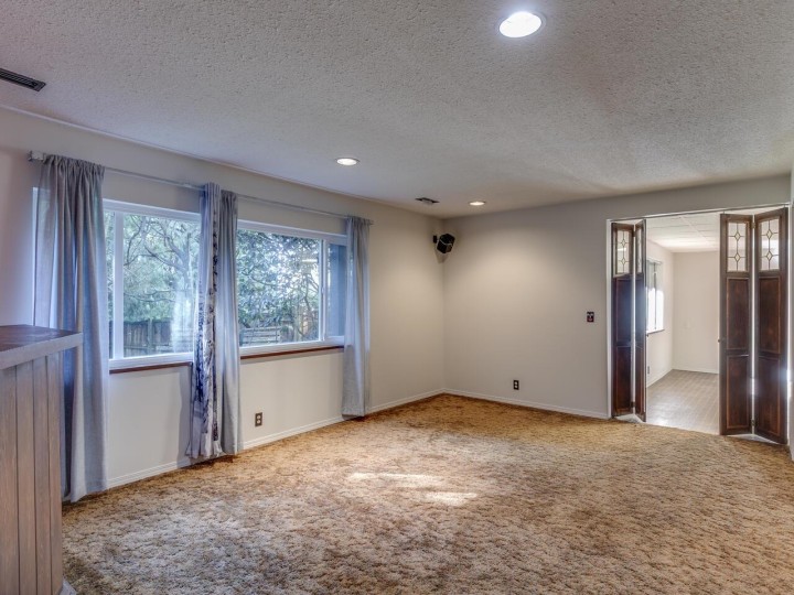 Photo 34 at 3904 Westridge Avenue, Bayridge, West Vancouver