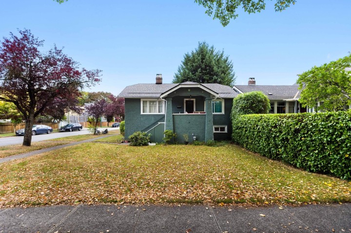 Photo 3 at 3895 W 20th Avenue, Dunbar, Vancouver West