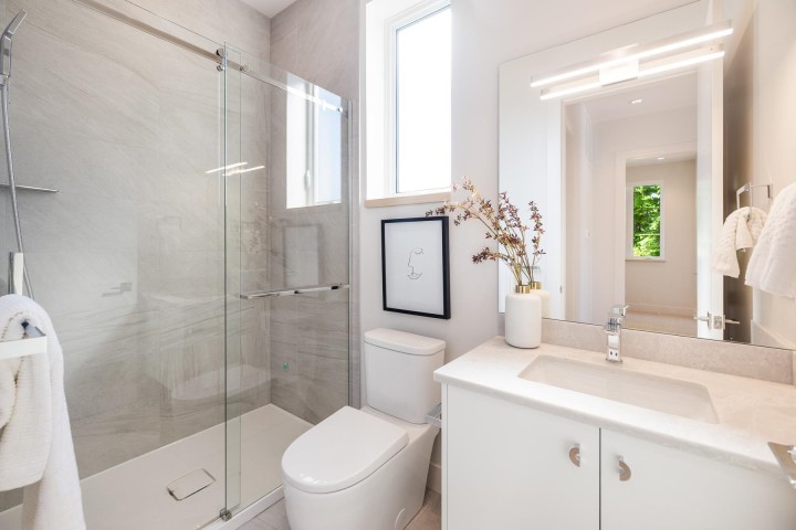 Photo 12 at 3 - 2995 Adanac Street, Renfrew VE, Vancouver East